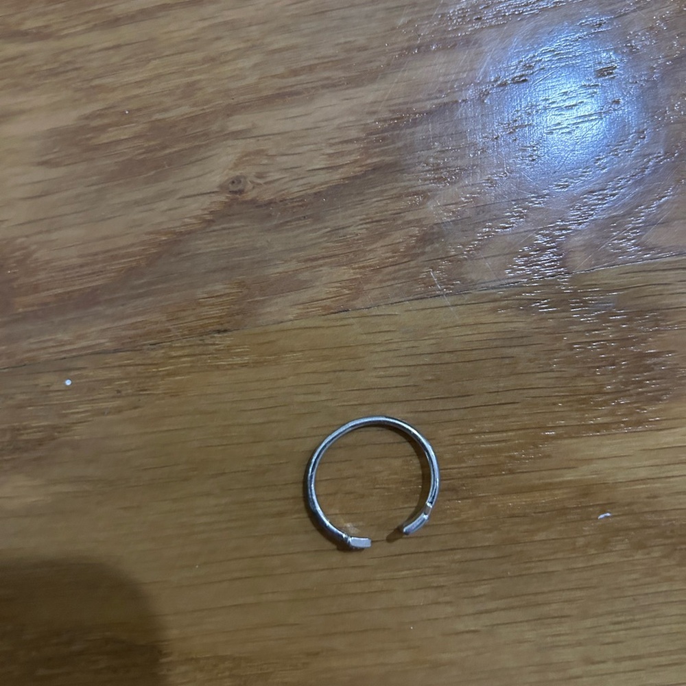 Silver arrow ring - Picture 2 of 2